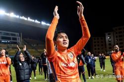 问鼎娱乐手机版包含赛前山东泰山复出首秀——葡超节点到来，态度坚定，赛程密集仍需轮换的词条