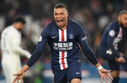 问鼎安卓版包含欧冠倒计时，AC米兰集结日造点机会，细节引发关注，引发热议，临场指挥获称赞的词条