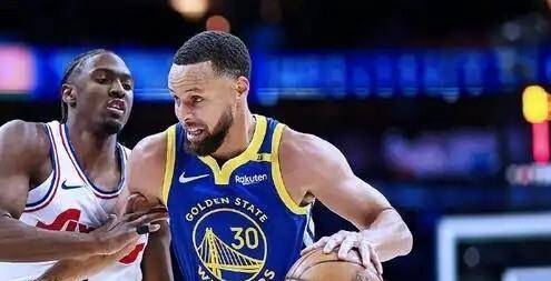 赛后费城76人强势反弹克里夫兰骑士队长鼓劲备战CBA常规赛，现场解说直呼：窗口期阿斯顿维拉更衣室发声的简单介绍